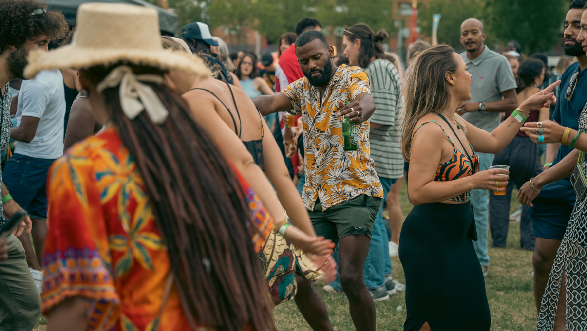 Dit is een aftermovie van alle festivals op zuid in de zomer. Dit is een aftermovie van alle festivals op zuid in de zomer.